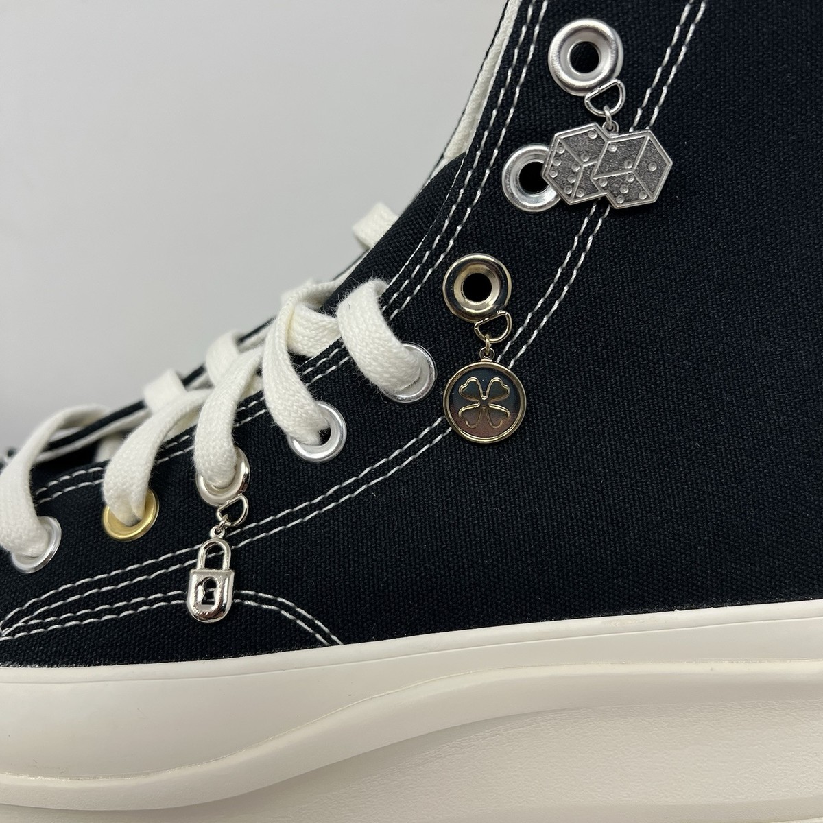 Converse Run Star Hike High Platform Charms Black Gold Egret  display picture 2