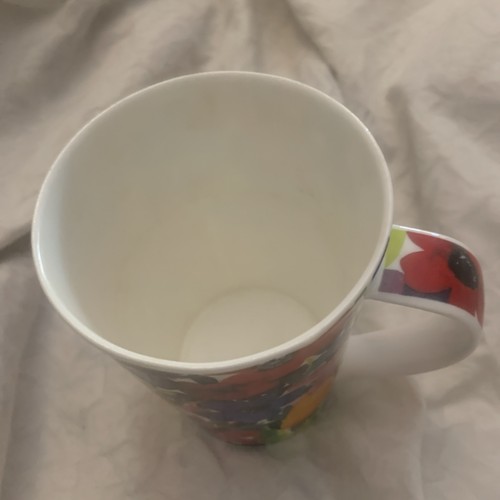Tivoli Garden Floral Coffee Mug Tea Cup/ Multicolor Bone China England 5x4 - Picture 4 of 6
