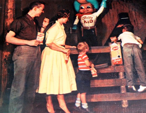 Disneyland June 1959 Vintage Newspaper Supplement Los Angeles Times Walt Disney - Picture 7 of 18