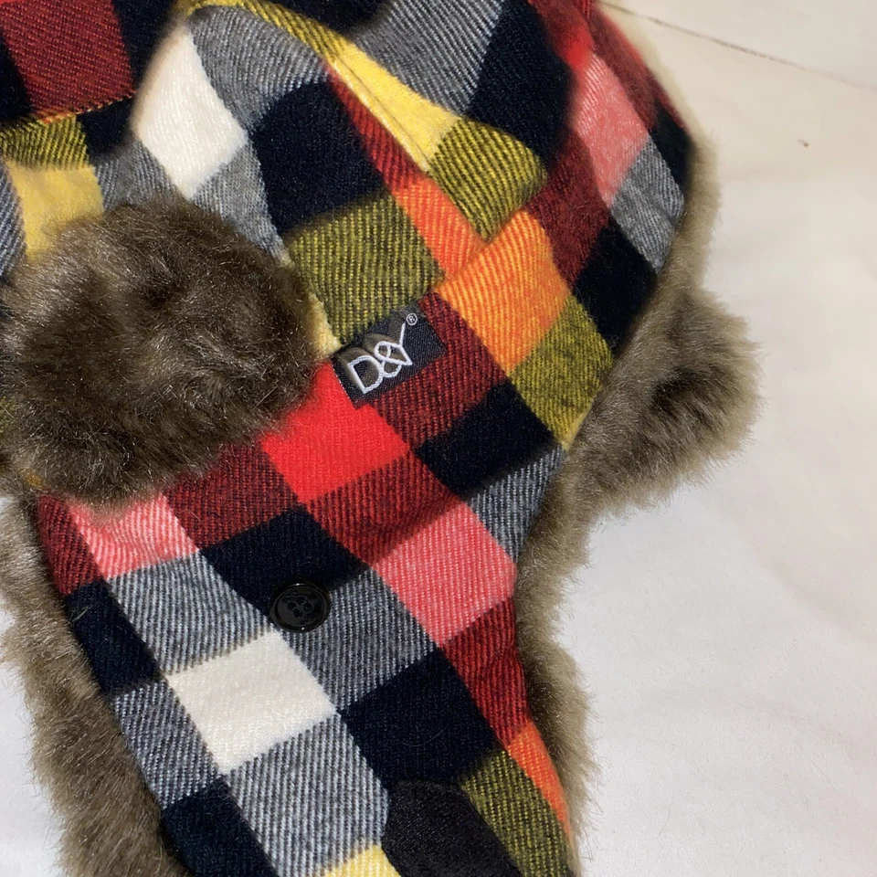 D&Y Trapper Hat Plaid Flannel Faux Fur Lined Winter Ear Flap Bomber One Size - Image 3 of 4