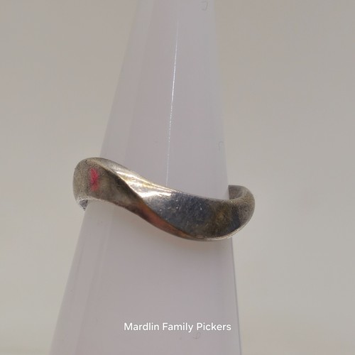 Palle Bisgaard P BIS Denmark Sterling Silver Modernist Wave Ring Sz 4.5 Vintage
