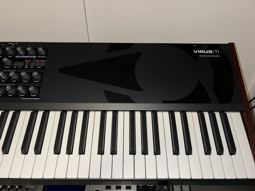 Access Virus Ti Keyboard - Picture 2 of 5