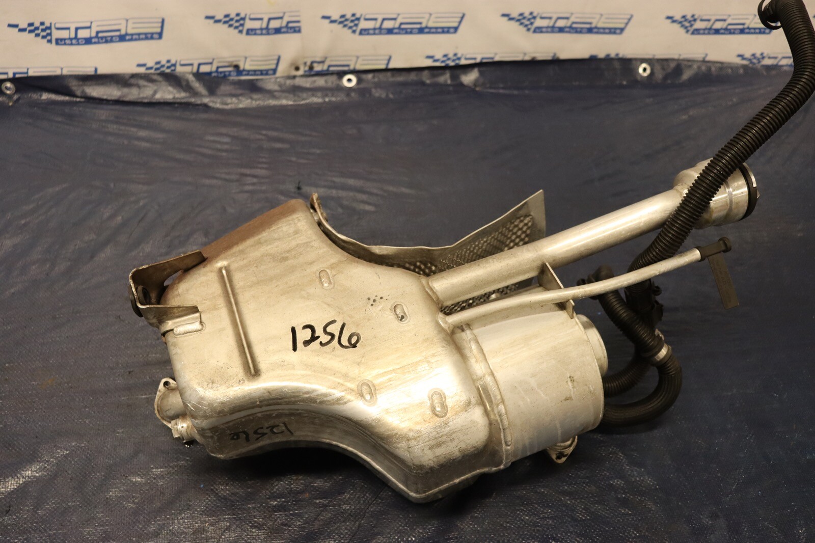 2012 AUDI R8 5.2 QUATTRO SPYDER V10 OEM ENGINE OIL RESERVOIR CONTAINER #1256