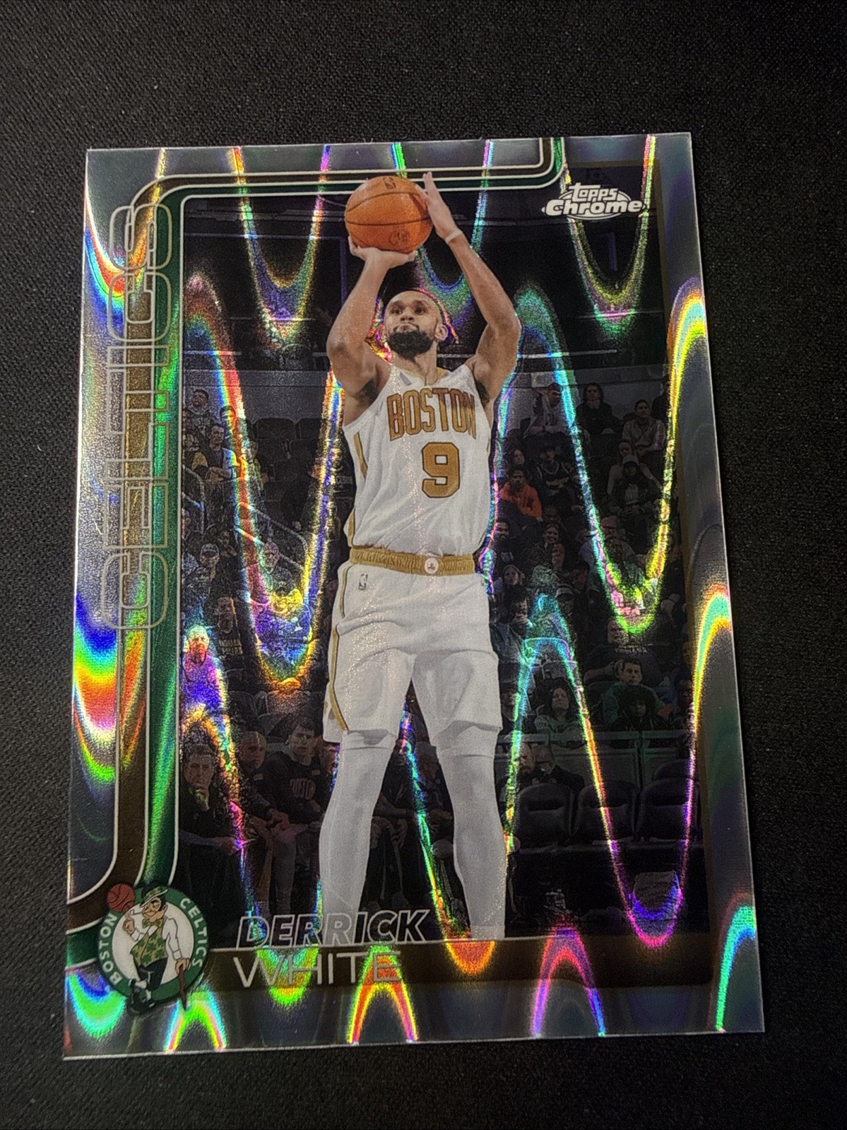 Topps Chrome 2025-26 Derrick White RayWave Refractor #40 Boston Celtics