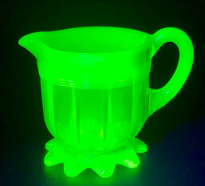 Small ANTIQUE CITRINE OPALINE DAVIDSON/ GREENER URANIUM GLASS CREAMER JUG