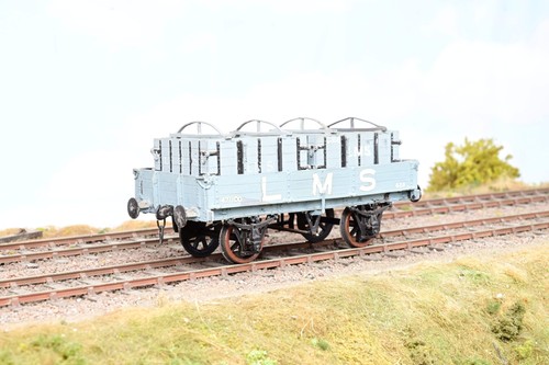 Bausatz gebaut Spur O LMS 3 Bohlen offener Wagen Nr.471100 mit Containern - ohne OVP | Condition: Used