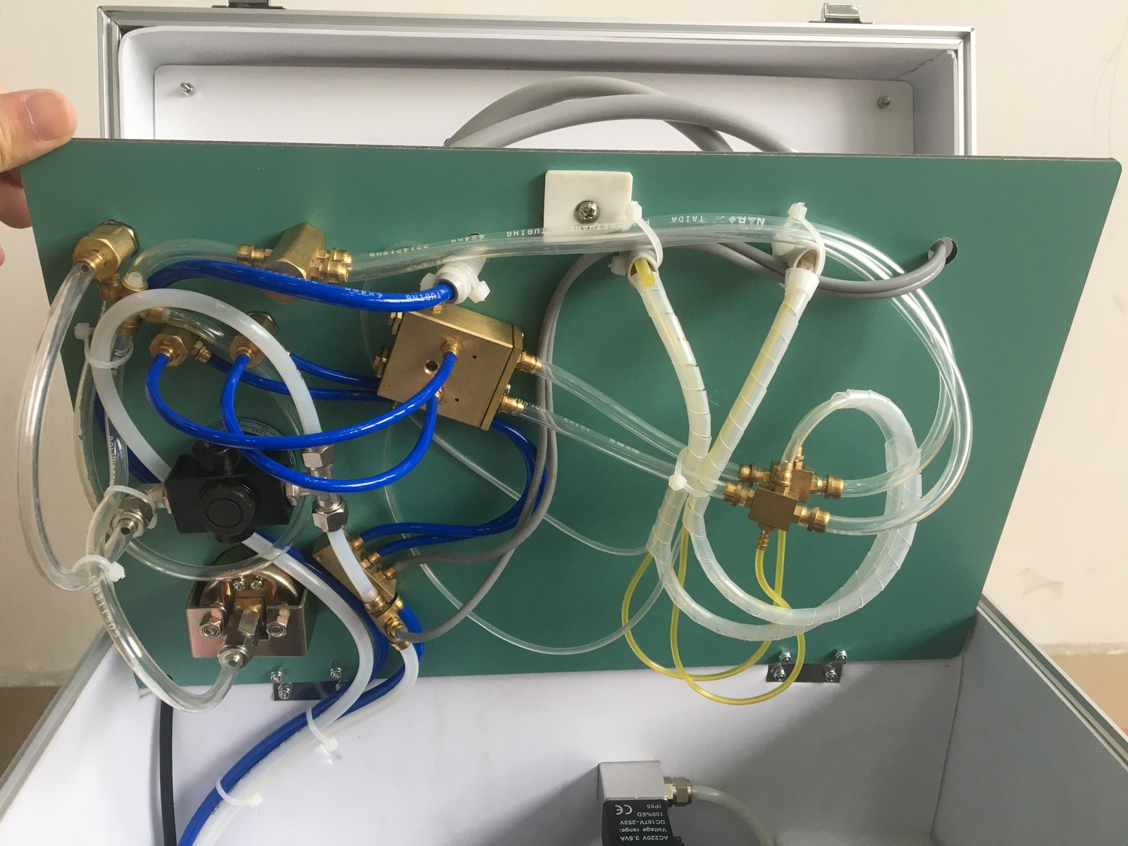 Portable Dental Mobile Delivery Unit Air Compressor Suction 4Holes 110V