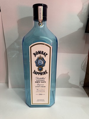 Giant Bombay Sapphire Dry Gin Store Display Liquor Plastic Clear