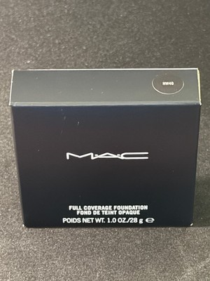 M.A.C Full Coverage Foundation - NW40 - 1 oz / 28 g - New in Box