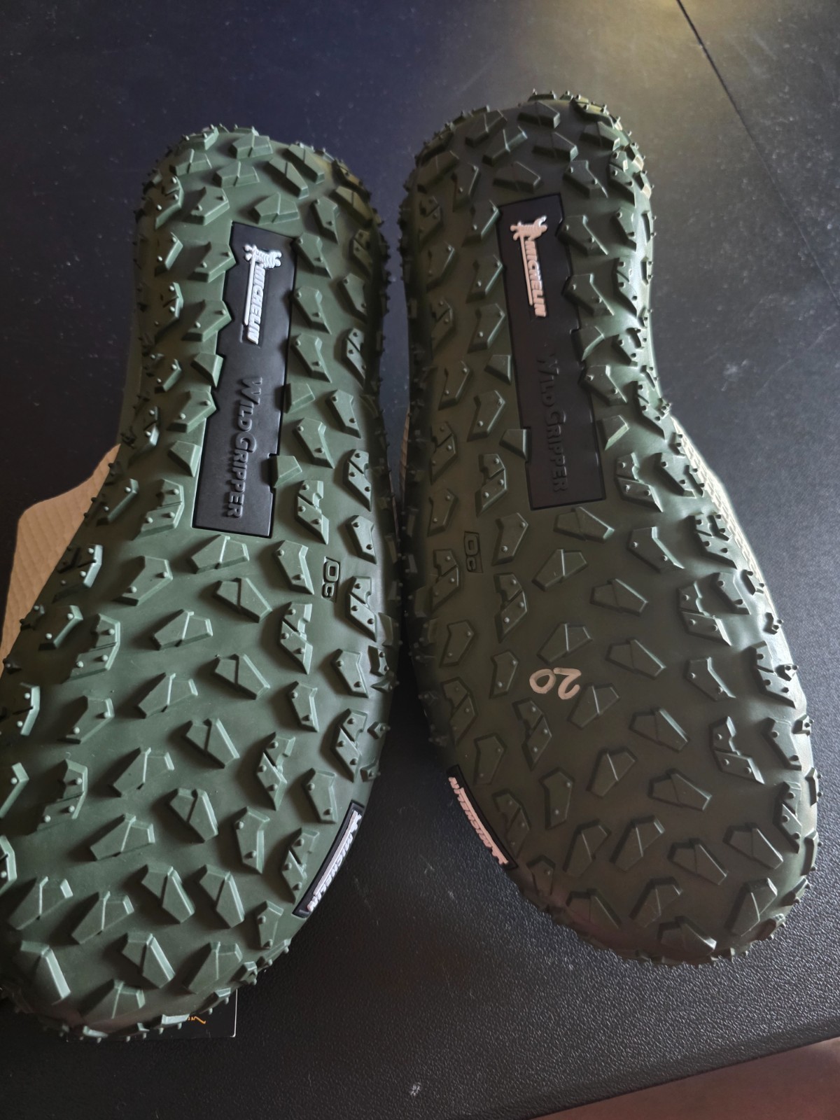 SAOLA UNDER ARMOUR Slide Project Rock 2.0 Michelin suola beige verde uomo 13