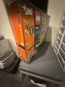 LEGO TECHNIC: Volvo L350f Wheel Loader (42030)