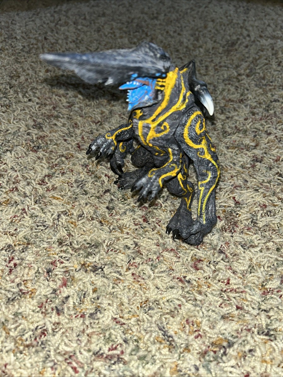 NECA Deluxe 5.5