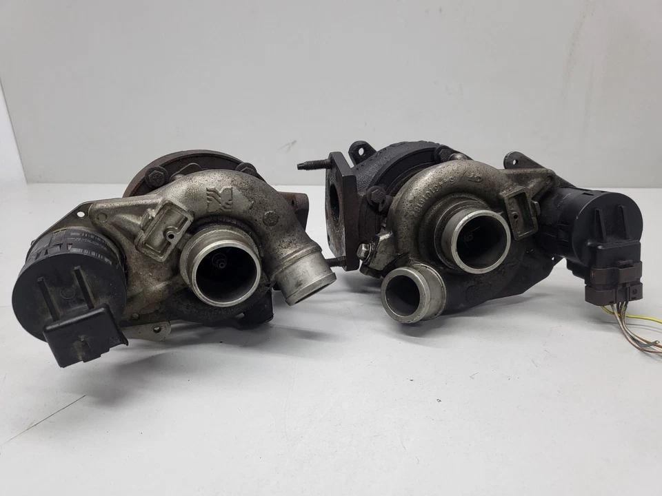 Range Rover L322 Diesel automatik  Turbolader  54431015182  54431015181  (00) - Bild 2 von 4