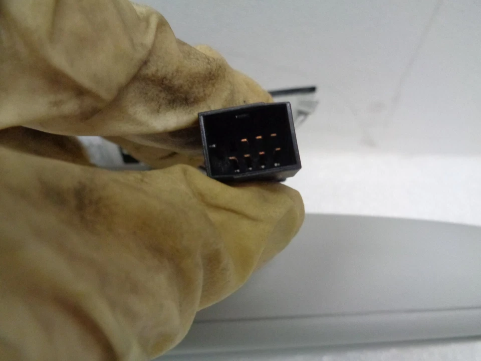 2011-2018 Audi A8 L Rear View Mirror Automatic Dimming W/o Compass OEM AK2410181 - Image 3 of 4