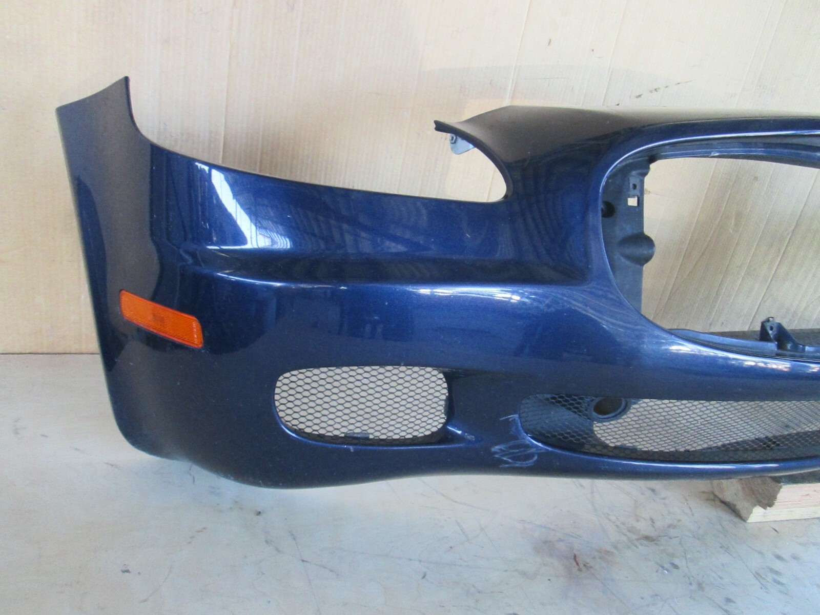 Maserati Quattroporte 2007 - Front Bumper - Blue