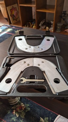 WERNER Telescoping Multi Ladder Dynamic Pair Hinge Kit With Case & Tools