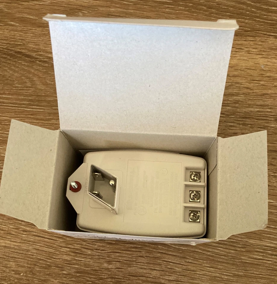 Transformador MG Electronics # MGT2440 Clase 2 con LED 24 voltios CA 40 VA (NUEVO) Foto 3 de 4