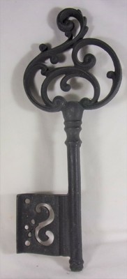 Vintage Old Black Cast Iron Skeleton Key Wall Decor Gothic