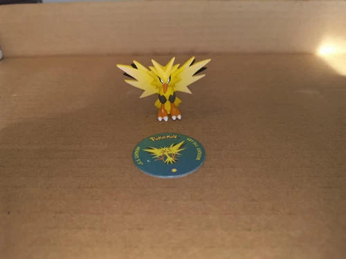 Vintage Rare 90s Zapdos TOMY CG PVC Nintendo Authentic Pokemon Toy Mini Figure