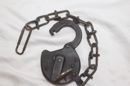 ANTIQUE MILLER LOCK CO. PHILA. LARGE PADLOCK WITH ORIGINAL KEY #LAR | eBay