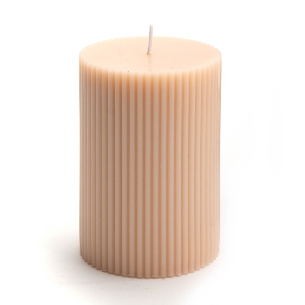Bougie strie petit modèle nude pour illuminer et décorer sans couler cire 7cm