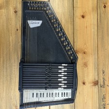 Oscar Schmidt Autoharp