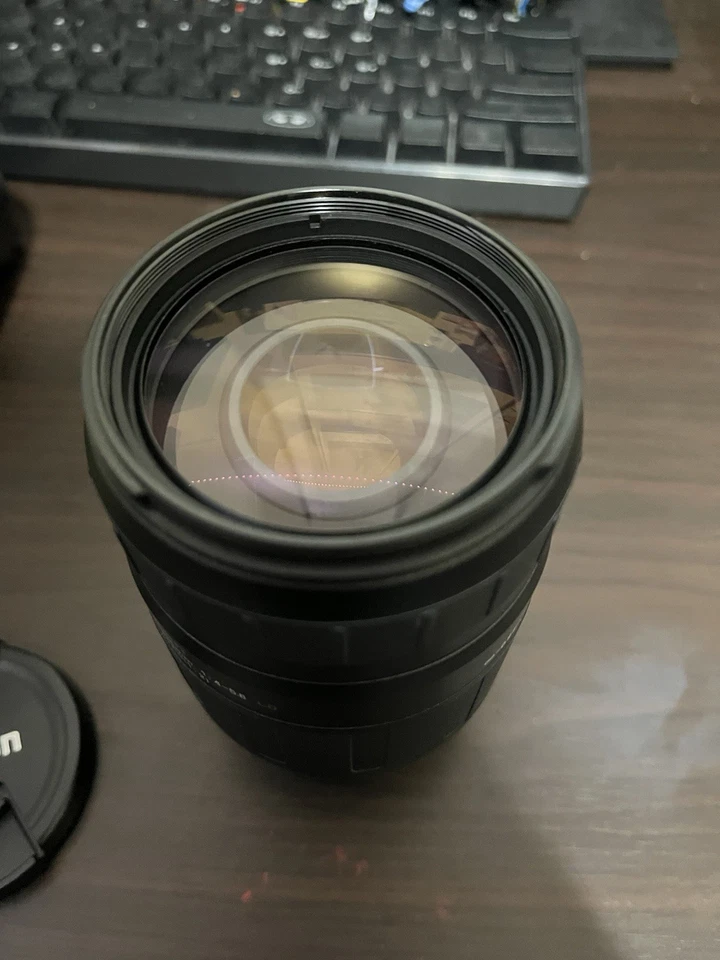 Tamron AF 70-300mm F/4-5.6 Tele-Macro 1:4-5.6 LD( Minolta/ Sony A Fit) - Image 4 of 4