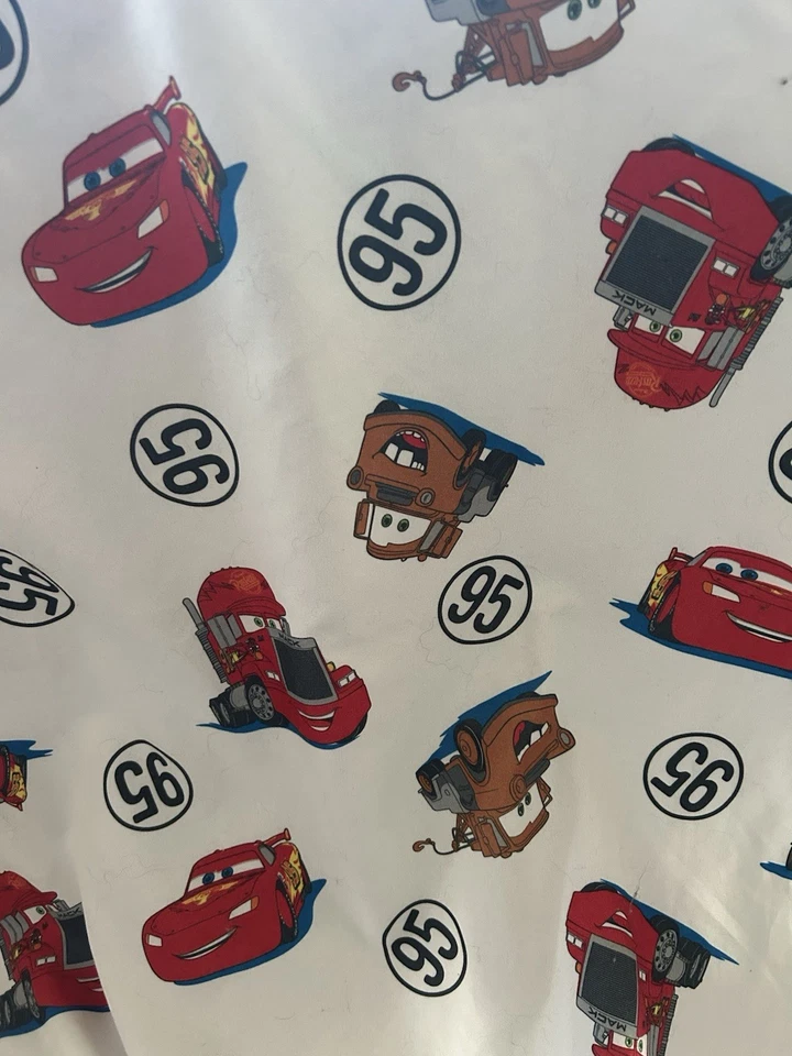 5G Disney Pixar CARS Lightning McQueen Mater cama para niños pequeños sábana plana/sábana superior (tela) Foto 2 de 4