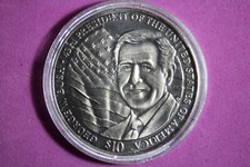 2001 Liberia George W. Bush 10 dolarów miedziano-niklowa moneta #M20218