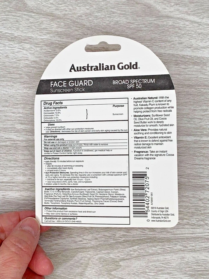 Protector facial Australian Gold FPS 50 resistente al agua aplicación sin desorden .5 oz Foto 3 de 4