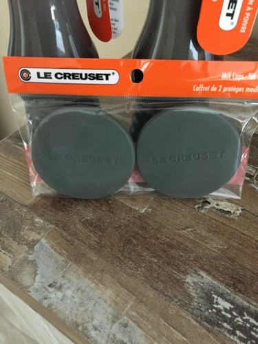 le creuset flint salt and pepper