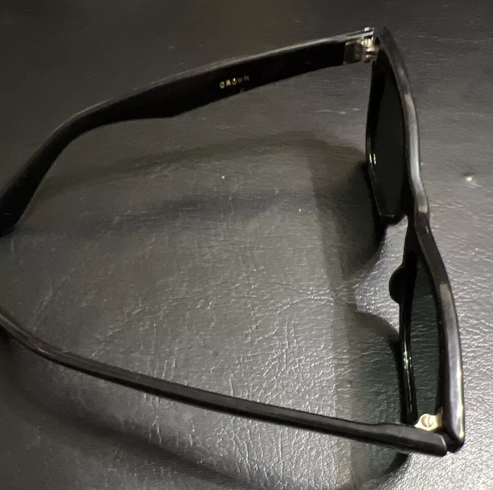 Vintage 1950s Crown Optical Black Wayfarer Style Sunglasses Vintage 1950s Crown Optical Black Wayfarer Style Sunglasses