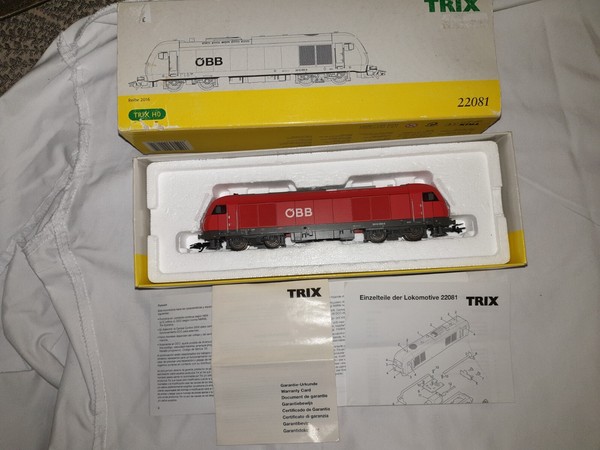 LOCOMOTORA TRIX 22081 DIESEL OBB REIHE 2016