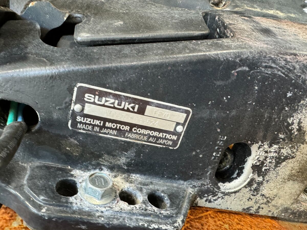 2000 Suzuki DF70 70 hp 4-Stroke 20 2000 Suzuki DF70 70 hp 4-Stroke 20