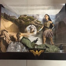 Barbie Wonder Woman PARADISE ISLAND GIFTSET with Diana & Steve Trevor dolls NEW