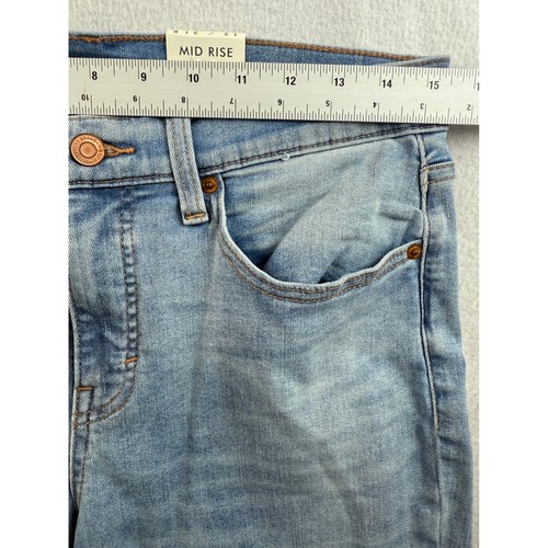 Lucky Brand Mid Rise Skinny Jeans Distressed Denim Light Wash Size 12/31 - Picture 9 of 10