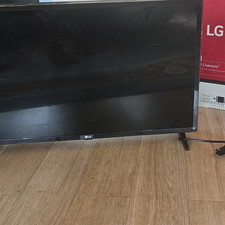 LG 32LQ63006LA 32" LED Flat Screen TV 768p HD Resolution Black Color