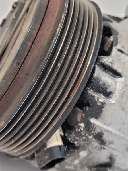 Compresor de aire acondicionado Buick Allure 2005-2009 3,8 L 89019336 05-09 Foto 3 de 4