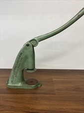 Handy Button Machine Cast Iron Button Press Handy Junior No. 20