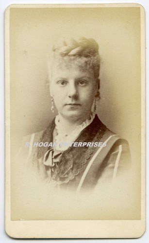 Vintage 1800's PRETTY WOMAN BOSTON MA MASSACHUSETTS CDV PHOTO N3W - Picture 2 of 3