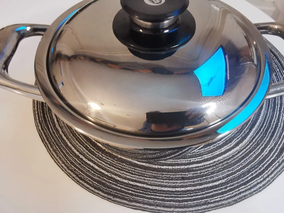 AMC, Premium Topf, 2,3 Liter, Tiefe 8 cm, Deckel , Induktion - Bild 2 von 4