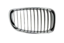 K�hlergitter rechts passt zu: BMW 1 E81, E87, 1 E82, E88 03.07-12.13