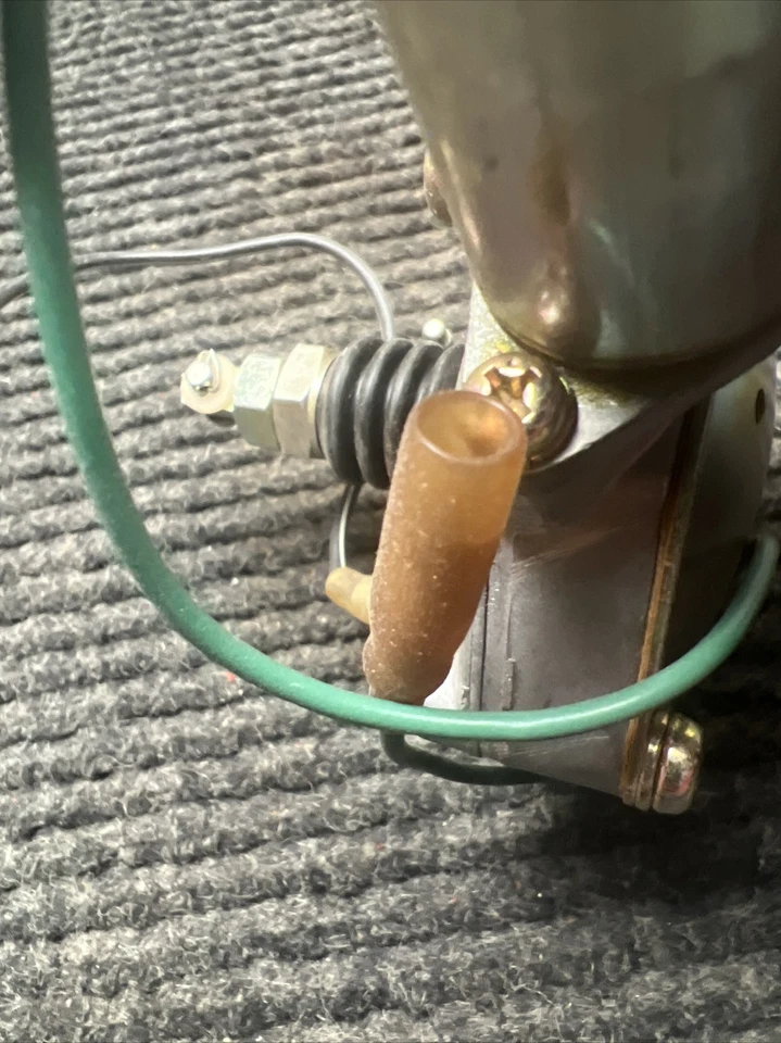 Conjunto posicionador acelerador carburador Mopar/Mitsubishi NOS. Dodge Colt MD600201 71 Foto 4 de 4