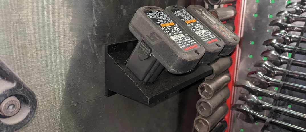 Snap on online 14.4 battery magnet