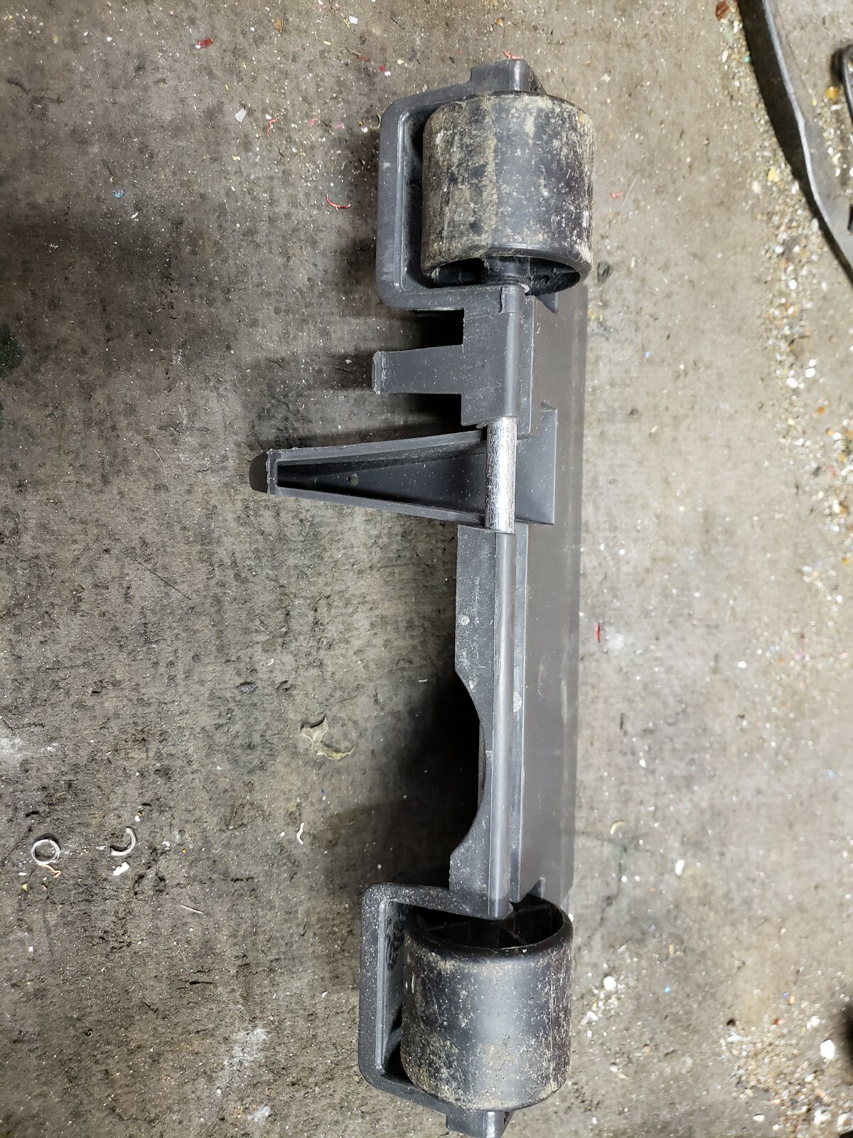 Hoover Windtunnel Front wheels Upright Vacuum Replacement Parts UH71255