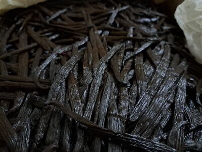 Organic Grade B Vanilla Beans – 1 LB (16 Oz) Bag, Perfect For Making Extract, Limited Time