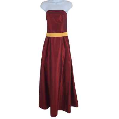 strapless open back dress Aria – Queens of Archive main image 1