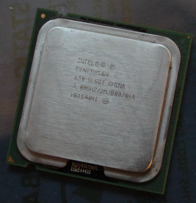 Intel Pentium 1 Core 3GHz 800MHz FSB CPU (SL8Q7)