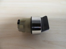 Siemens 3SB1000-2DB20 Selector Switch 3SB10002DB20 (Pack of 3)