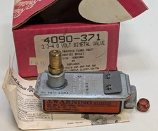 NOS ROBERTSHAW 4090-371 3.3-4.0 VOLT BIMETAL OVEN SAFETY VALVE